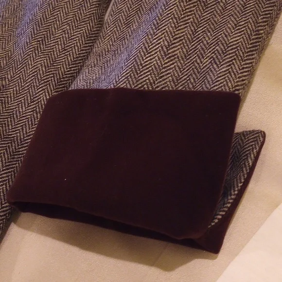 NorthStyle Herringbone Tweed Riding Jacket - Picture 4 of 5